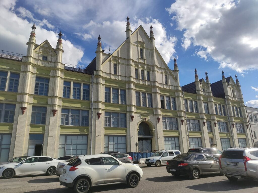 Здание фабрики Маяк в Нижнем Новгороде